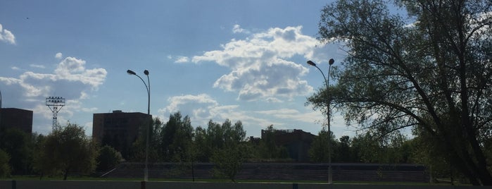 Стадион "Звезда" is one of Stadiums.