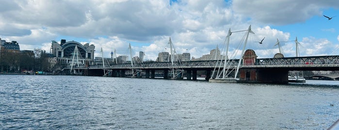 Westminster Millennium Pier is one of London.