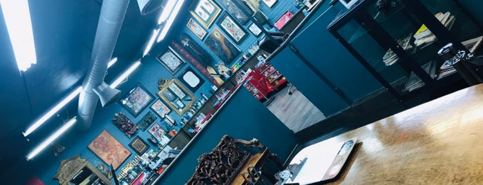 Miami Ink Tattoo Studio is one of สถานที่ที่ Petra ถูกใจ.