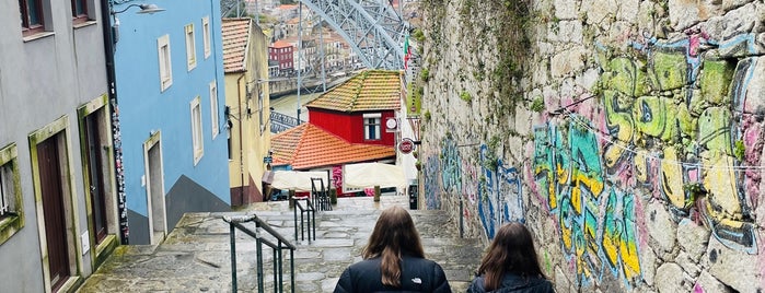 Escada dos Guindais is one of Best of Porto.