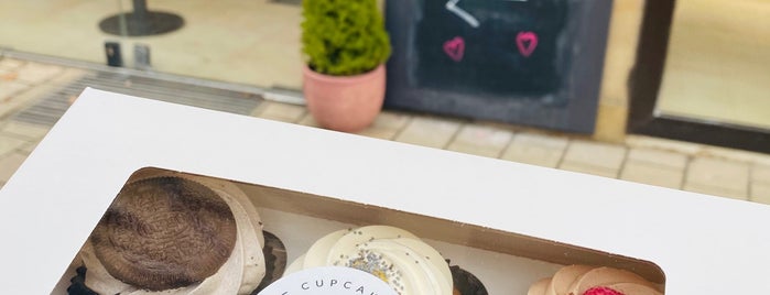 Cupcakes & Bagels is one of Posti che sono piaciuti a Petra.