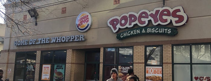 Popeyes Louisiana Kitchen is one of Lugares favoritos de Chester.