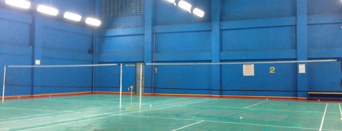 Patt's Badminton Court is one of Chill places.