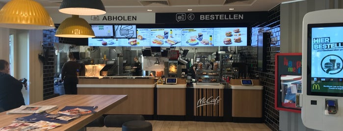 McDonald's is one of Restaurants in Deutschland, in denen ich speiste.