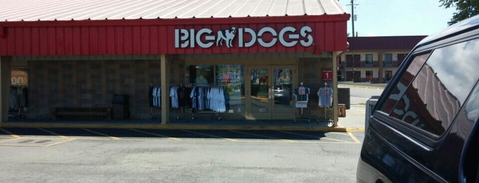 Big dogs is one of Lugares favoritos de Jeremy.