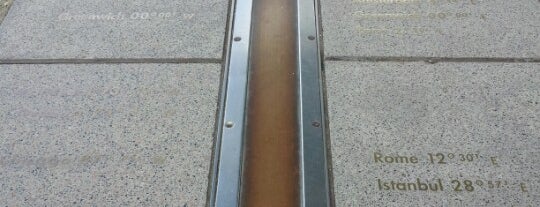 Greenwich Meridian is one of Linnea in London.