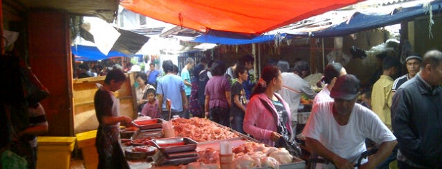 Pasar Lama is one of สถานที่ที่ James ถูกใจ.