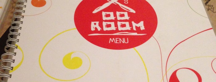 Room Cafe is one of Рестораны.