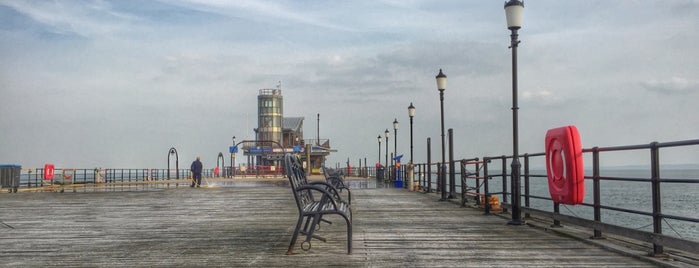 End of Southend Pier is one of L'ın Beğendiği Mekanlar.