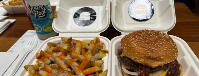 Bleecker Burger is one of Mansion House.