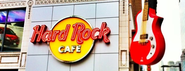 Hard Rock Cafe Toronto is one of Toronto's must go restaurants! 💁.