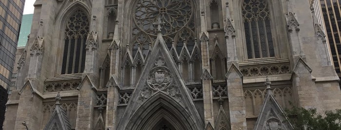 Catedral de San Patricio de Nueva York is one of Lugares favoritos de Sofia.