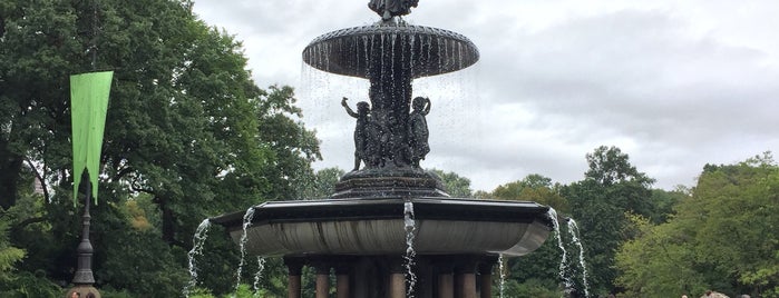 Bethesda Fountain is one of Tempat yang Disukai Sofia.