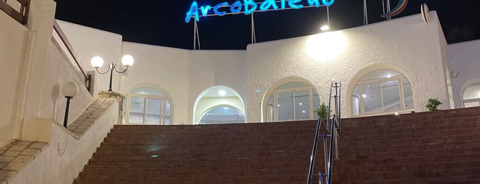 Arcobaleno is one of Les meilleurs cafés à Sousse.