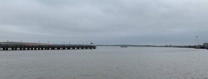 Erith Pier is one of Daveさんのお気に入りスポット.