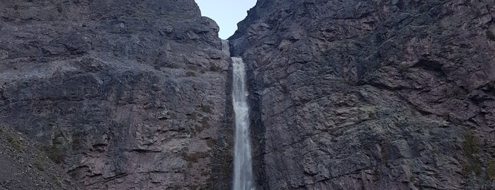 Cascada Camino a Baños Morales is one of Carlosさんの保存済みスポット.