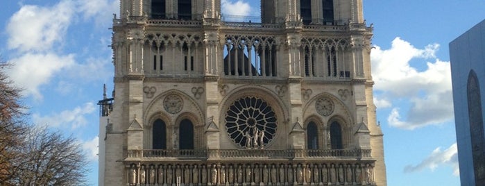Cathedral of Notre-Dame de Paris is one of Visit in Paris.