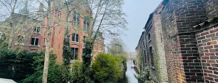 Brugge is one of Tempat yang Disukai Abdullah.