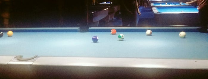 Ha Ha Billiard And Bar is one of QvHndKiDDers pang pontar.