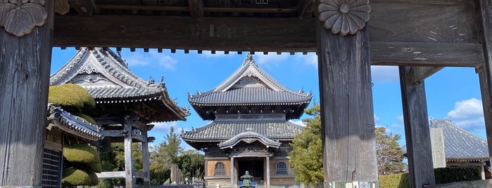薬王山 金色院 国分寺 (第15番札所) is one of 四国八十八ヶ所霊場 88 temples in Shikoku.
