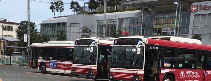 向ヶ丘遊園駅北口バスターミナル is one of 向ヶ丘遊園駅 | おきゃくやマップ.