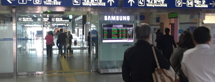 Dongdaegu Stn. - KTX/Korail/SRT is one of Korea D2.