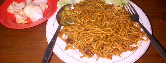 Mie Aceh Apani is one of makan.