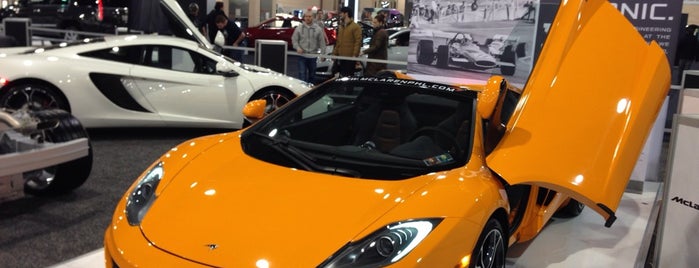 Philadelphia Auto Show is one of Tempat yang Disukai Brett.