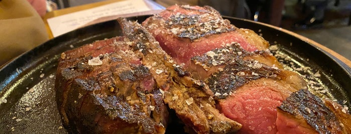 Colantuono's Steak and Grill is one of RISTORANTI.