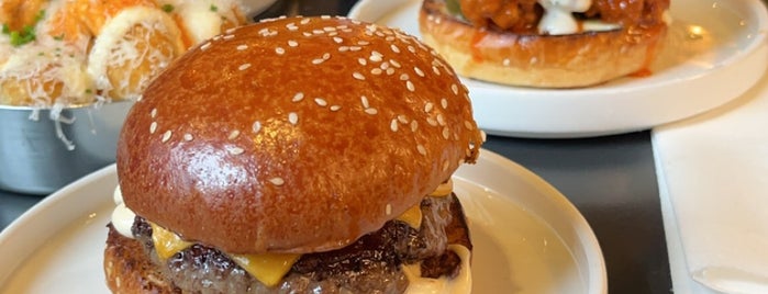 Burger & Beyond is one of New london.