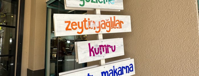 Alaçatı Muhallebicisi is one of Yakım.