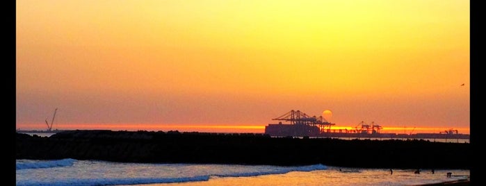 Trinca Espinhas is one of Esplanadas.