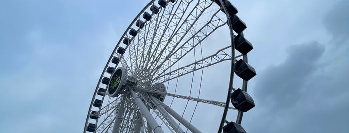 Centennial Wheel is one of Sandybelleさんのお気に入りスポット.
