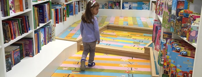 D&R Kids Store is one of Gül'un Kaydettiği Mekanlar.