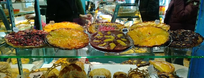 Les Petits Mitrons is one of Bakery in Paris.