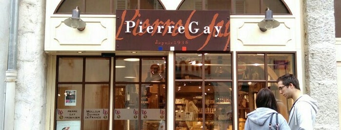 Fromagerie Pierre Gay is one of Posti che sono piaciuti a Guillaume.