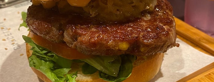 99% Moto Bar is one of Sandwich & Burger.