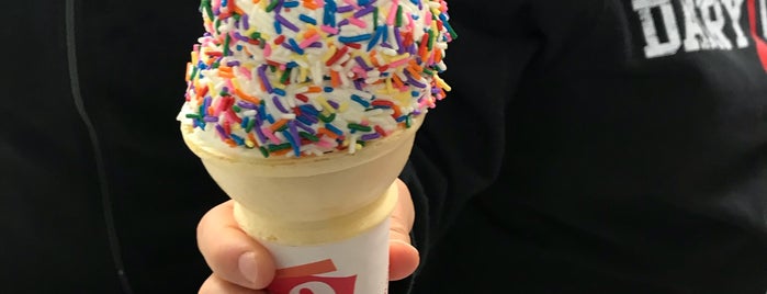 Dairy Queen is one of Douglasさんのお気に入りスポット.