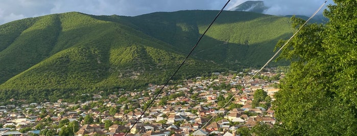 Şəki mərkəzi cümə məscidi is one of Sheki (All over the city).