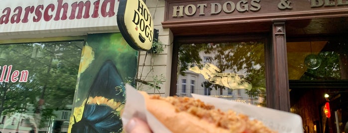Beard Brothers Hot Dogs is one of Leipzig.