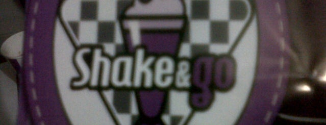 Shake & Go is one of Medellin Postres.