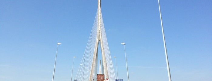 Pont de Normandie is one of Le Havre.