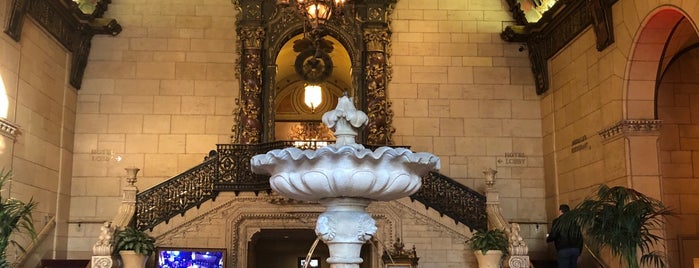 Rendezvous Court at Millennium Biltmore Hotel Los Angeles is one of Kelley's Saved Places.