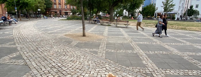 Friedberger Platz is one of Frankfurt im Herzen.