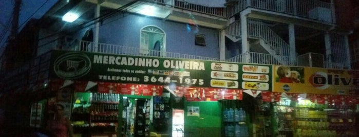 Mercadinho Oliveira is one of lugares onde ando.
