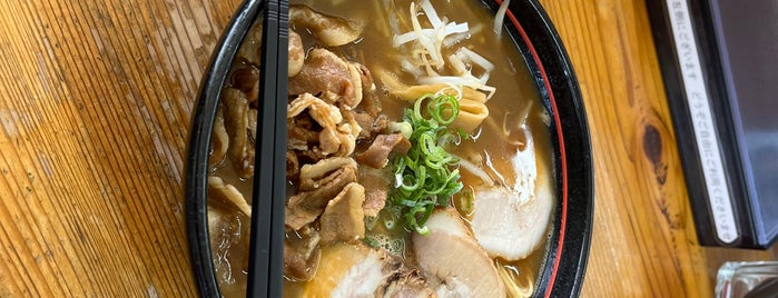 中華そば うえたい is one of ラーメン.