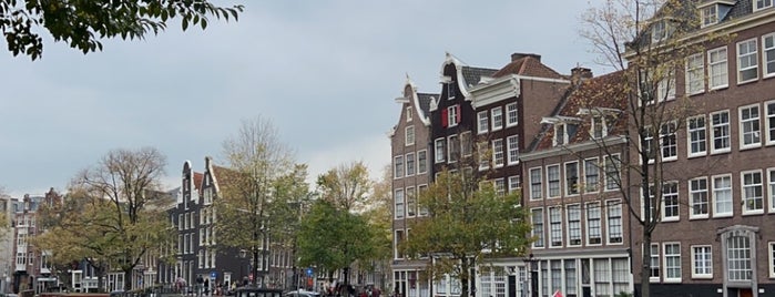 Leliesluis (Brug 61) is one of Prinsengracht ❌❌❌.