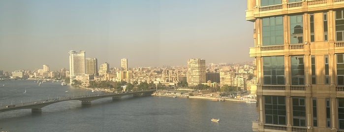 Four Seasons Hotel Cairo at First Residence is one of Tempat yang Disukai Jeremy.