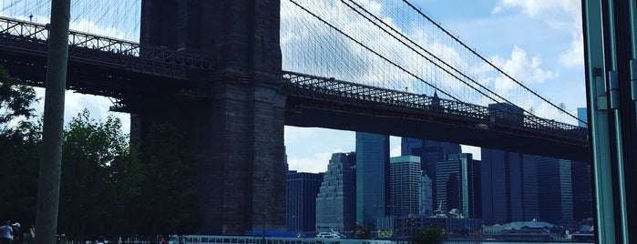 Brooklyn Bridge Park is one of Lugares favoritos de Karl.