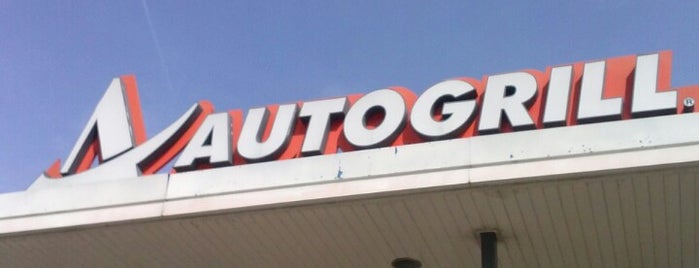 Autogrill Monte Quiesa is one of Andreaさんのお気に入りスポット.